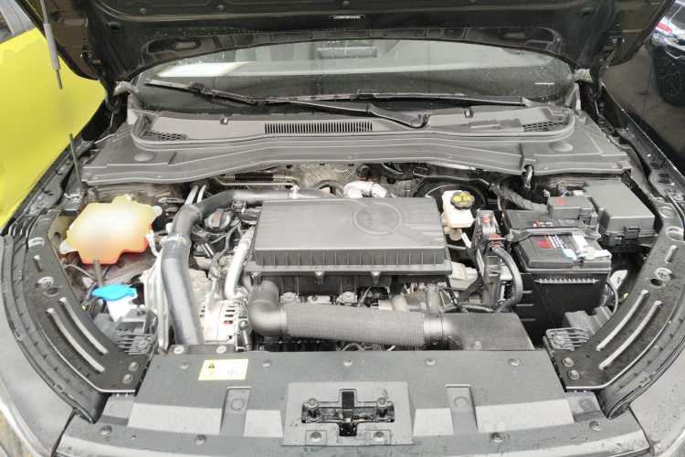 江淮汽车 江淮A5 PLUS 2023款 1.5T 自动尊贵型机舱底盘24