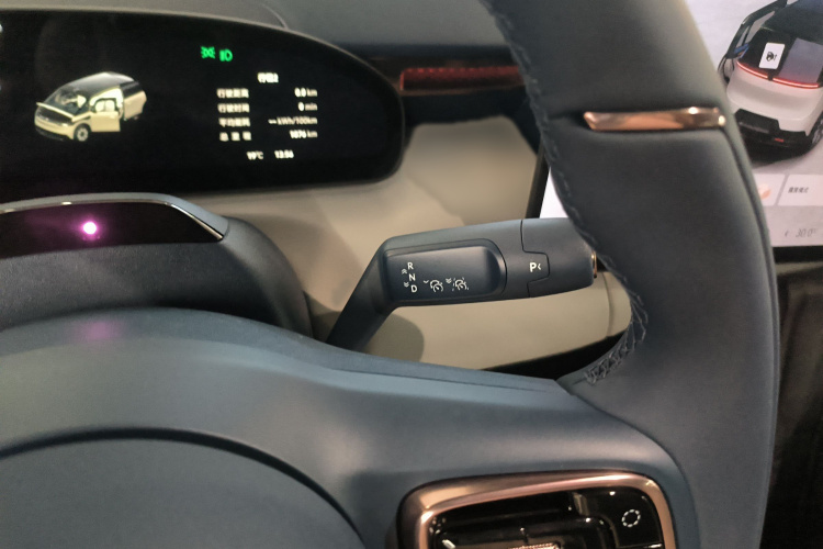 极氪MIX 2025款 长续航智驾版局部细节18