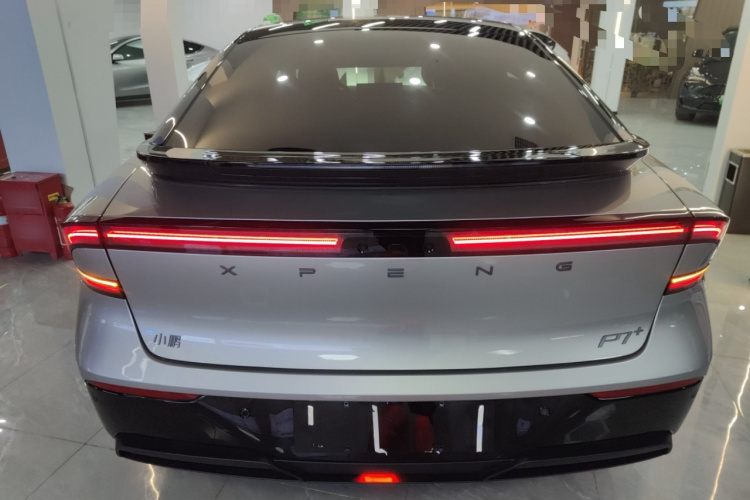 小鹏P7+ 2024款 长续航 Max车身外观6