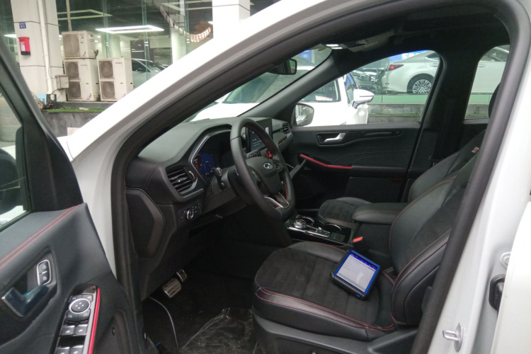 福特 锐际 2024款 EcoBoost 245 四驱纵享款ST-Line Pro中控内饰7003