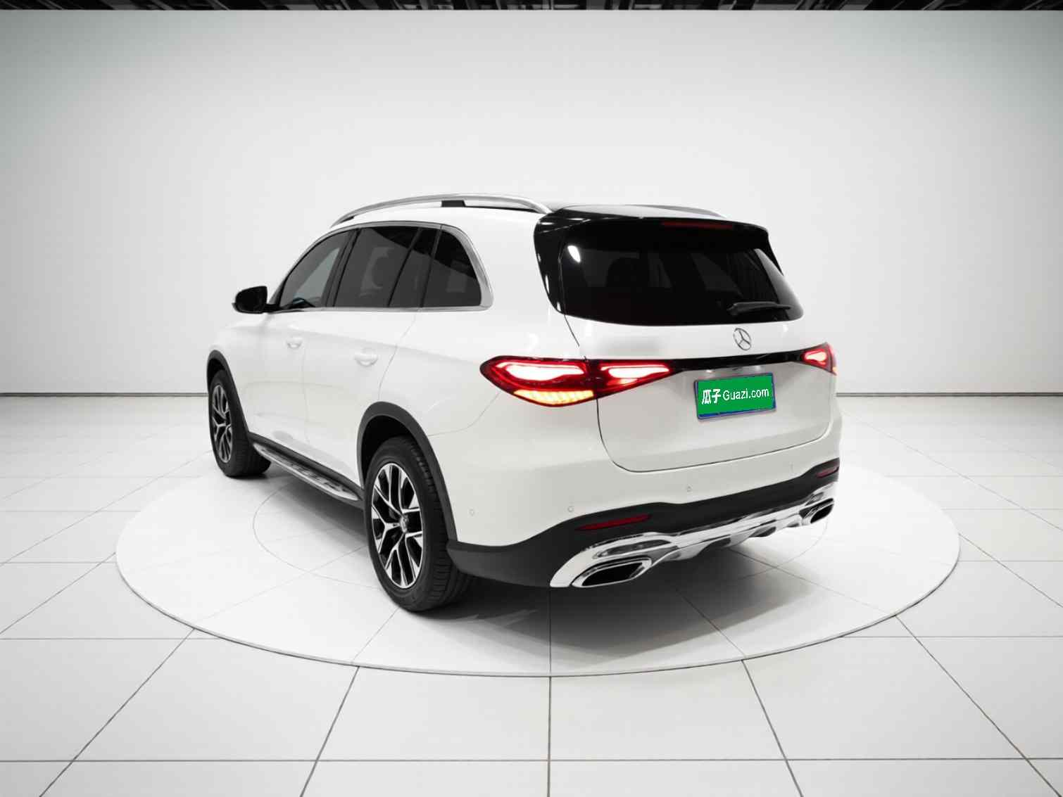 奔驰GLC 2023款 GLC 260 L 4MATIC 动感型 7座(4)