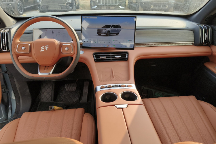 捷途X70L 2026款 2.0TD 自动旗舰 7座中控内饰12