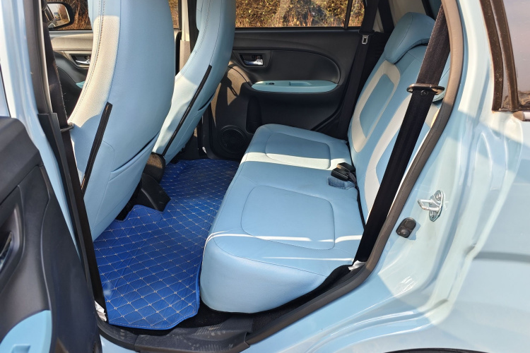 凌宝汽车 凌宝BOX 2022款 卓文君版中控内饰7004