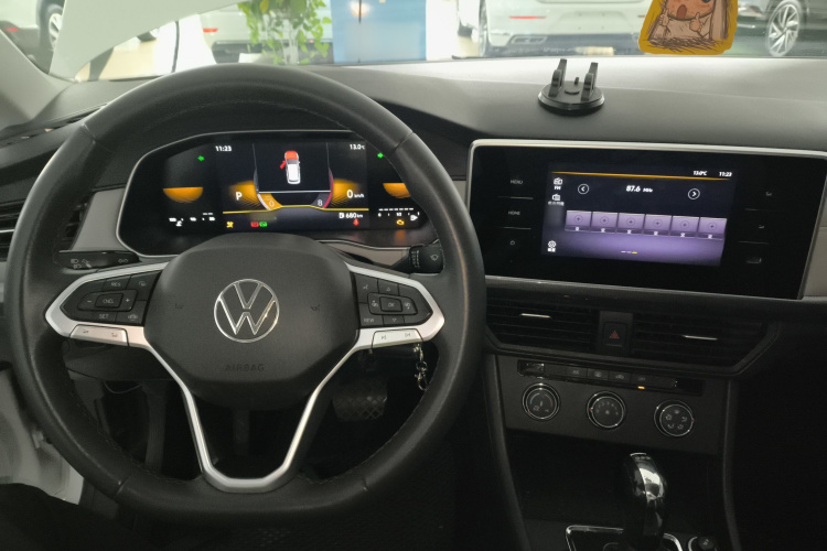 大众 宝来 2023款 200TSI DSG畅行版中控内饰7002