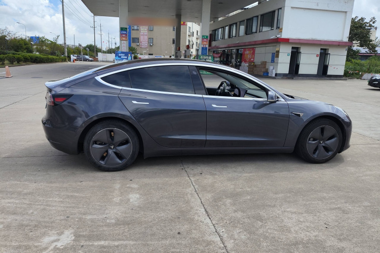 特斯拉 Model 3 2020款 改款 标准续航后驱升级版车身外观6006