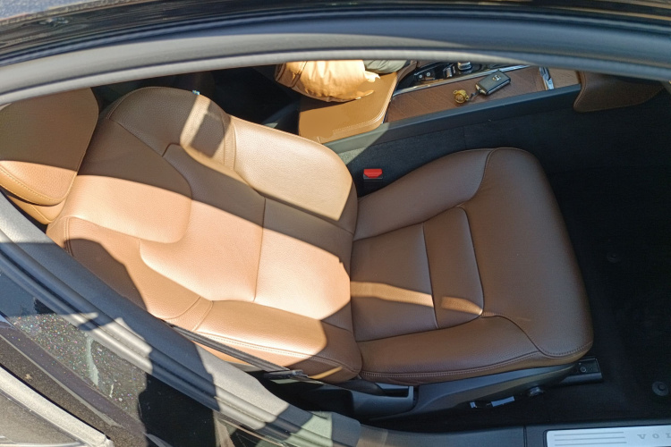 沃尔沃S90 2019款 T5 智逸版局部细节41