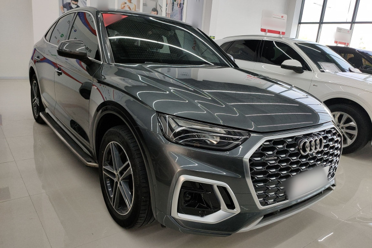 奥迪Q5L Sportback 2021款 40 TFSI 时尚型车身外观6002