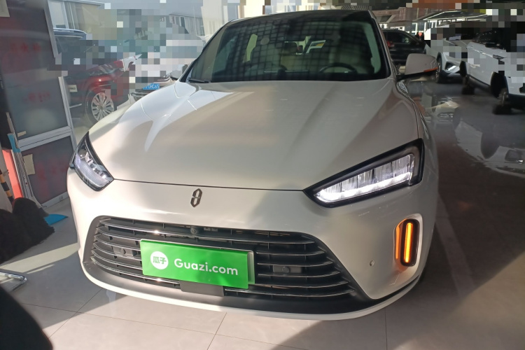 鸿蒙智行 问界M5 2022款 增程后驱标准版车身外观2