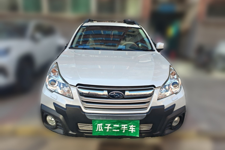 斯巴鲁 傲虎 2014款 2.5i 雅尚智能版车身外观2