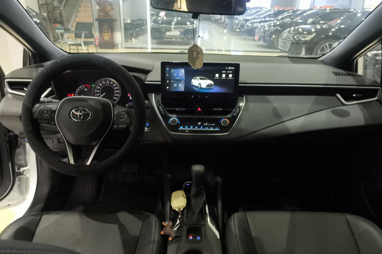 丰田 雷凌 2024款 185T CVT豪华版中控内饰12