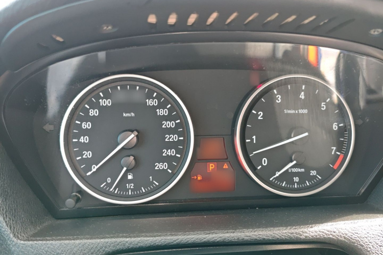 宝马X5(进口) 2013款 xDrive35i 领先型局部细节14