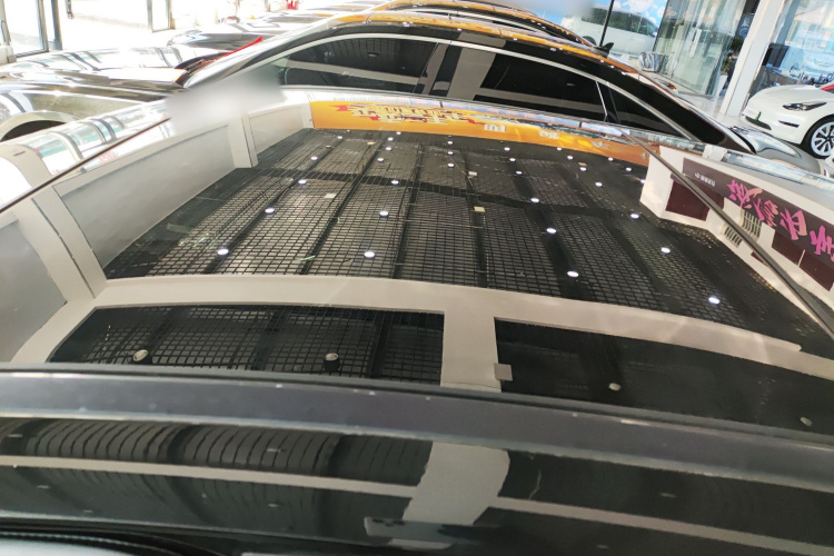 奔驰E级 2020款 E 300 L 时尚型局部细节57