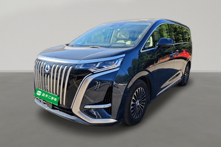 腾势D9 2024款 EV 600 四驱旗舰型车身外观1