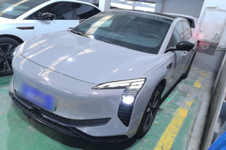 红旗EH7 2024款 690 Pro