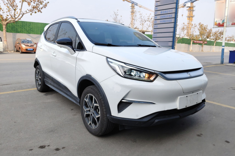 比亚迪 元Pro 2021款 一生一世版车身外观3