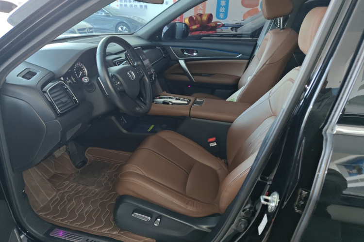 本田UR-V 2020款 370TURBO 两驱尊雅版中控内饰19
