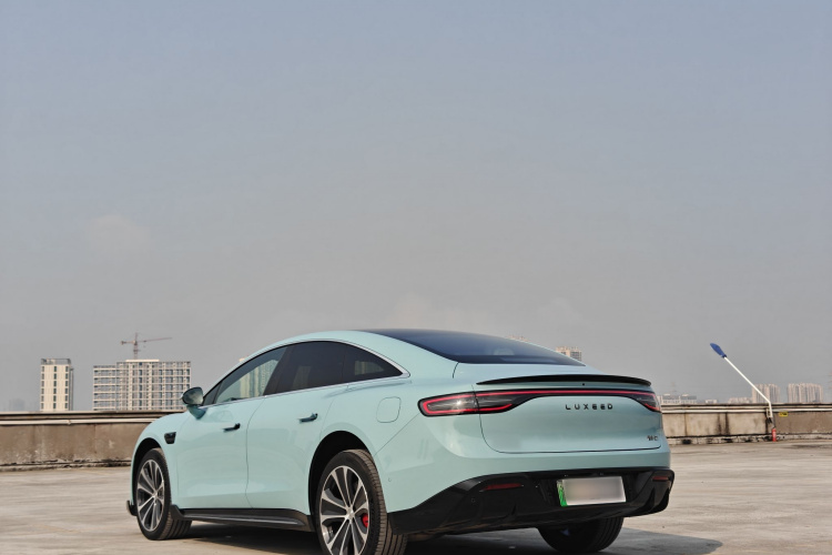 鸿蒙智行 智界S7 2025款 703km Ultra运动版车身外观6003