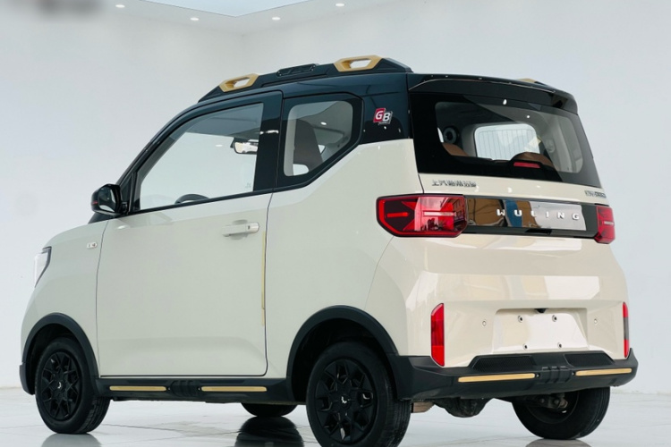 五菱汽车 宏光MINIEV 2022款 GAMEBOY 200km 玩咖款 磷酸铁锂车身外观6004