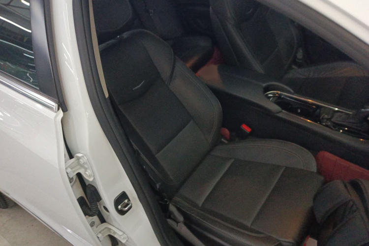 凯迪拉克ATS-L 2017款 28T 时尚型局部细节41