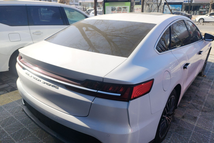 比亚迪 汉 2021款 EV 标准续航版豪华型车身外观7