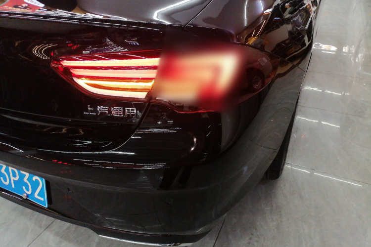 别克 君威 2024款 改款 25T 超享版车身外观9