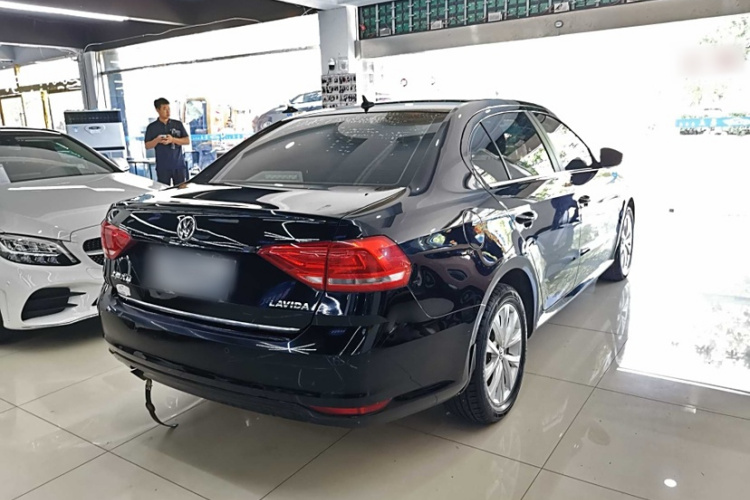 大众 朗逸 2015款 1.6L 自动舒适版车身外观6005