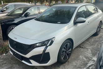 标致408 2022款 1.6T 追光版