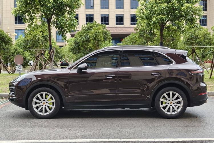 保时捷 Cayenne新能源 2019款 Cayenne E-Hybrid 2.0T车身外观6004