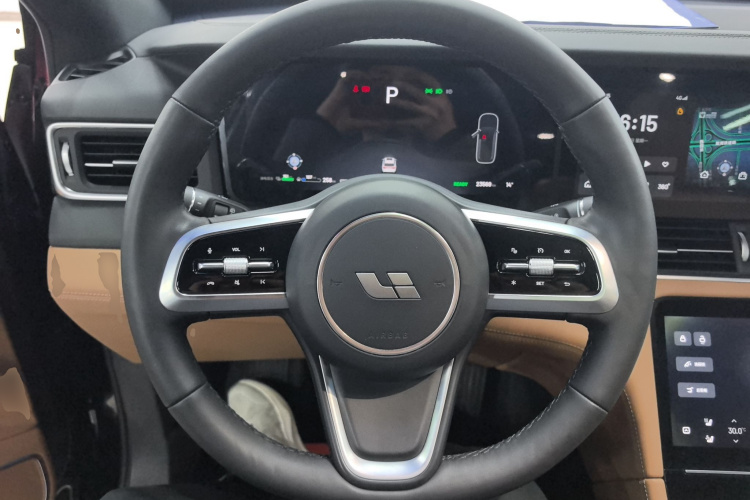 理想汽车 理想ONE 2021款 增程6座版中控内饰13