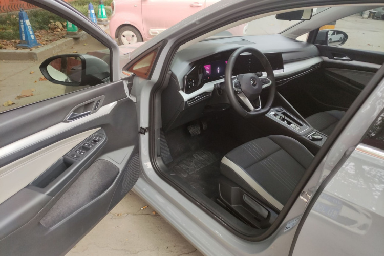 大众 高尔夫 2023款 改款 280TSI DSG Pro中控内饰20