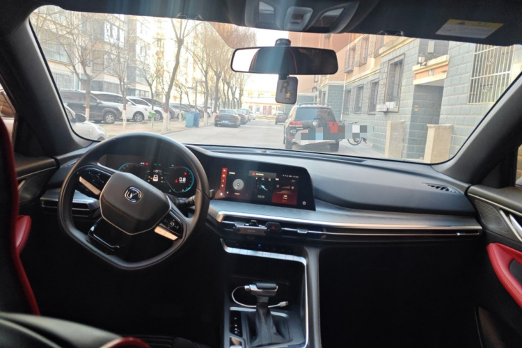 长安CS35PLUS 2023款 畅享版 1.4T DCT豪华型中控内饰12
