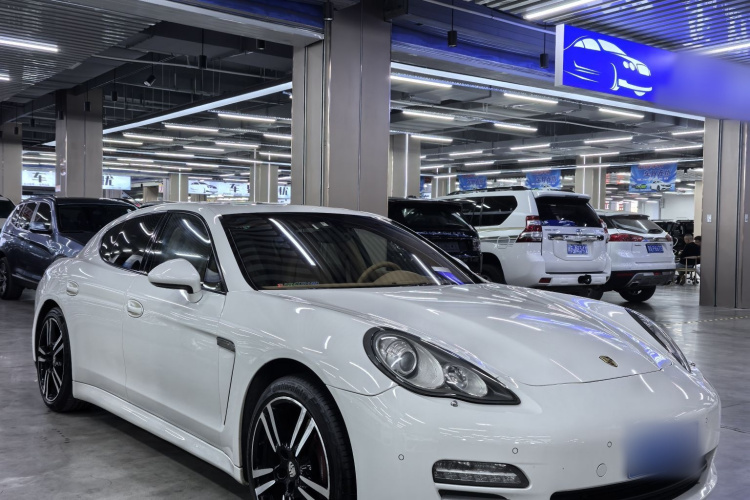 保时捷 2010款 Panamera 4 3.6L车身外观6003