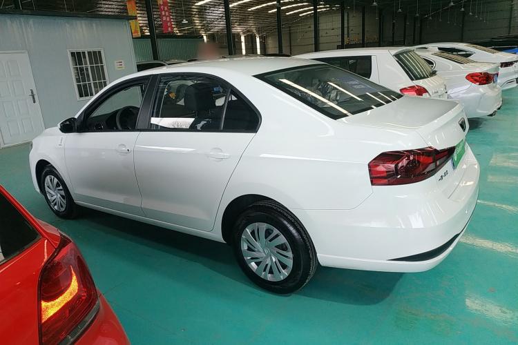 捷达VA3 2021款 1.5L 自动向上人生版车身外观4