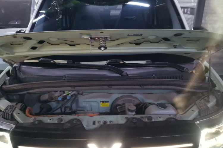 五菱汽车 宏光MINIEV 2022款 马卡龙臻享款 磷酸铁锂机舱底盘24