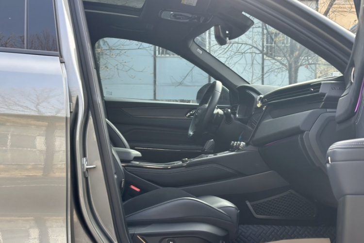 领克01 2021款 2.0TD 四驱劲Halo中控内饰7007