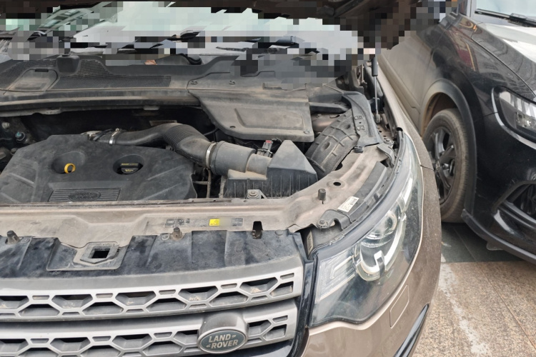 路虎 发现神行 2016款 2.0T SE局部细节9007