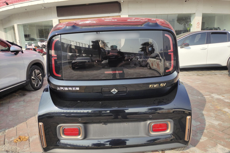 宝骏KiWi EV 2021款 设计师 三元锂车身外观6