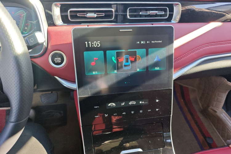 中国重汽VGV VGV U75PLUS 2021款 2.0TGDI 奇趣山地版 7座局部细节16