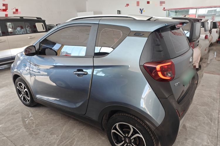 奇瑞 小蚂蚁 2021款 15万蚁粉款 蚁炫版 三元锂车身外观4