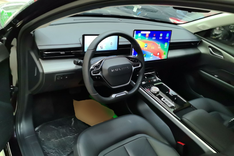 五菱汽车 五菱星光 2024款 共创版 150 进阶型中控内饰12