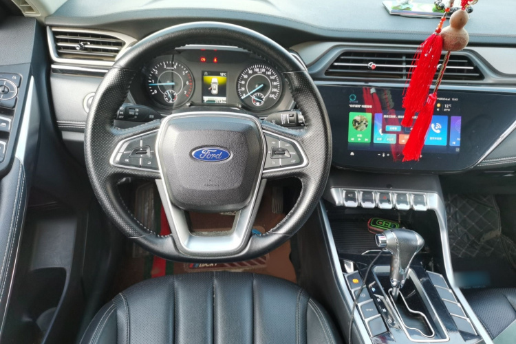 福特 2020款 领界S EcoBoost 145 CVT铂领型局部细节13