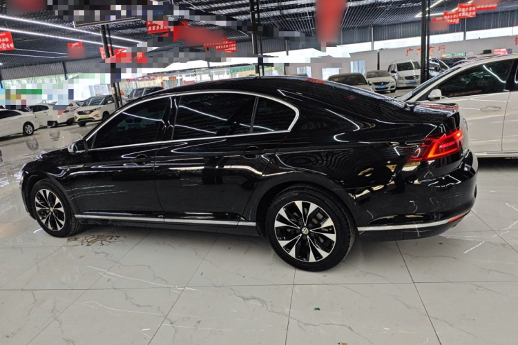 大众 迈腾 2017款 280TSI DSG 领先型车身外观4