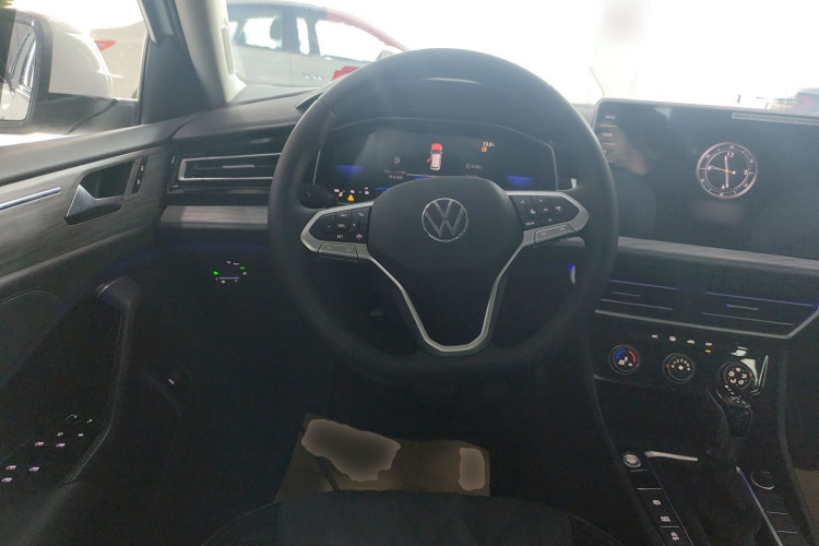 大众 速腾 2025款 300TSI DSG超越版中控内饰13