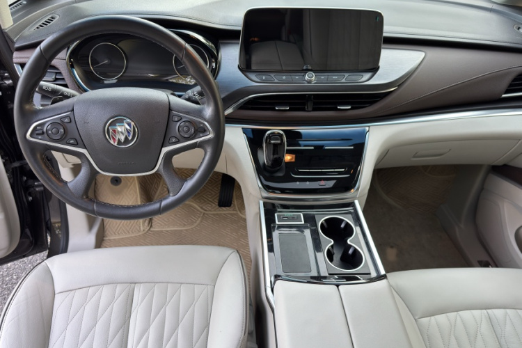 别克GL8 2021款 陆上公务舱 652T 尊贵型中控内饰7001