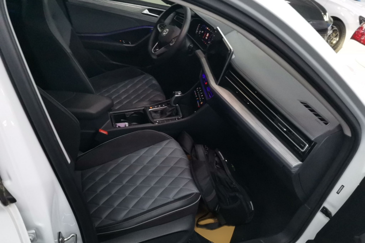 大众 速腾 2023款 300TSI DSG卓越版局部细节41