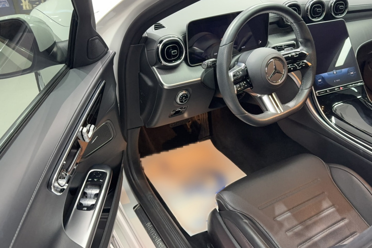 奔驰C级 2022款 C 200 L 运动版中控内饰7003