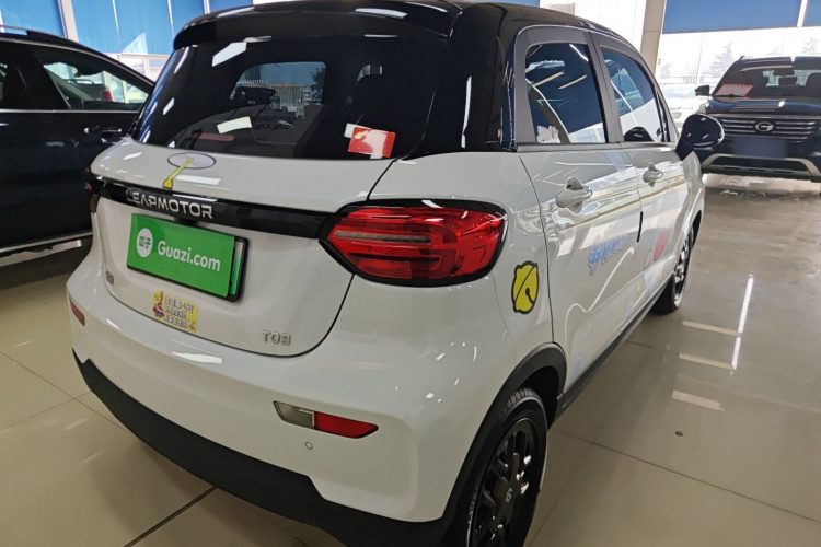 零跑汽车 零跑T03 2025款 310舒享版车身外观7