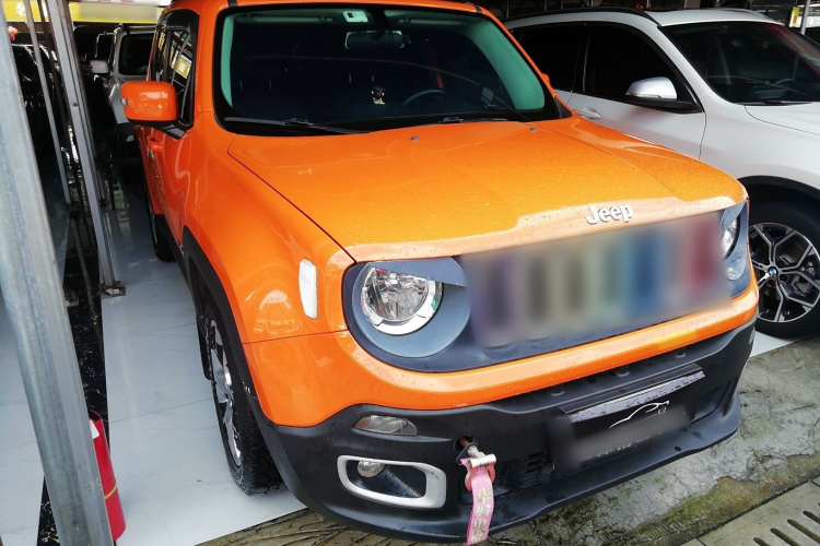 Jeep 自由侠 2018款 互联大屏版 180T 自动高能版车身外观6002