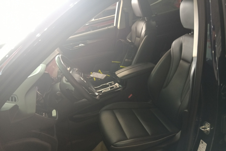 别克 2022款 改款 昂科威Plus 552T 五座豪华型中控内饰19