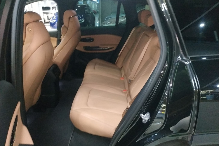 蔚来ES6 2020款 600KM 运动版中控内饰21